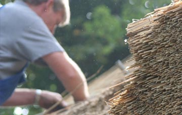 professional Mill Hills thatchers